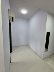 Tanah Merah Kechil Link (D16), Condominium #573165441